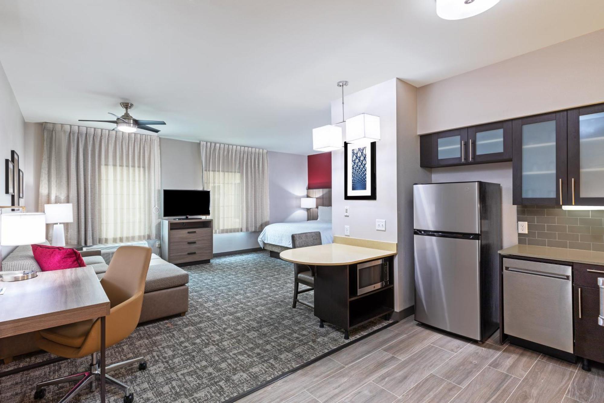 Staybridge Suites - Houston Iah Airport East By Ihg Хамбл Экстерьер фото